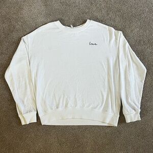 White crewneck with “love” embroidered🤍